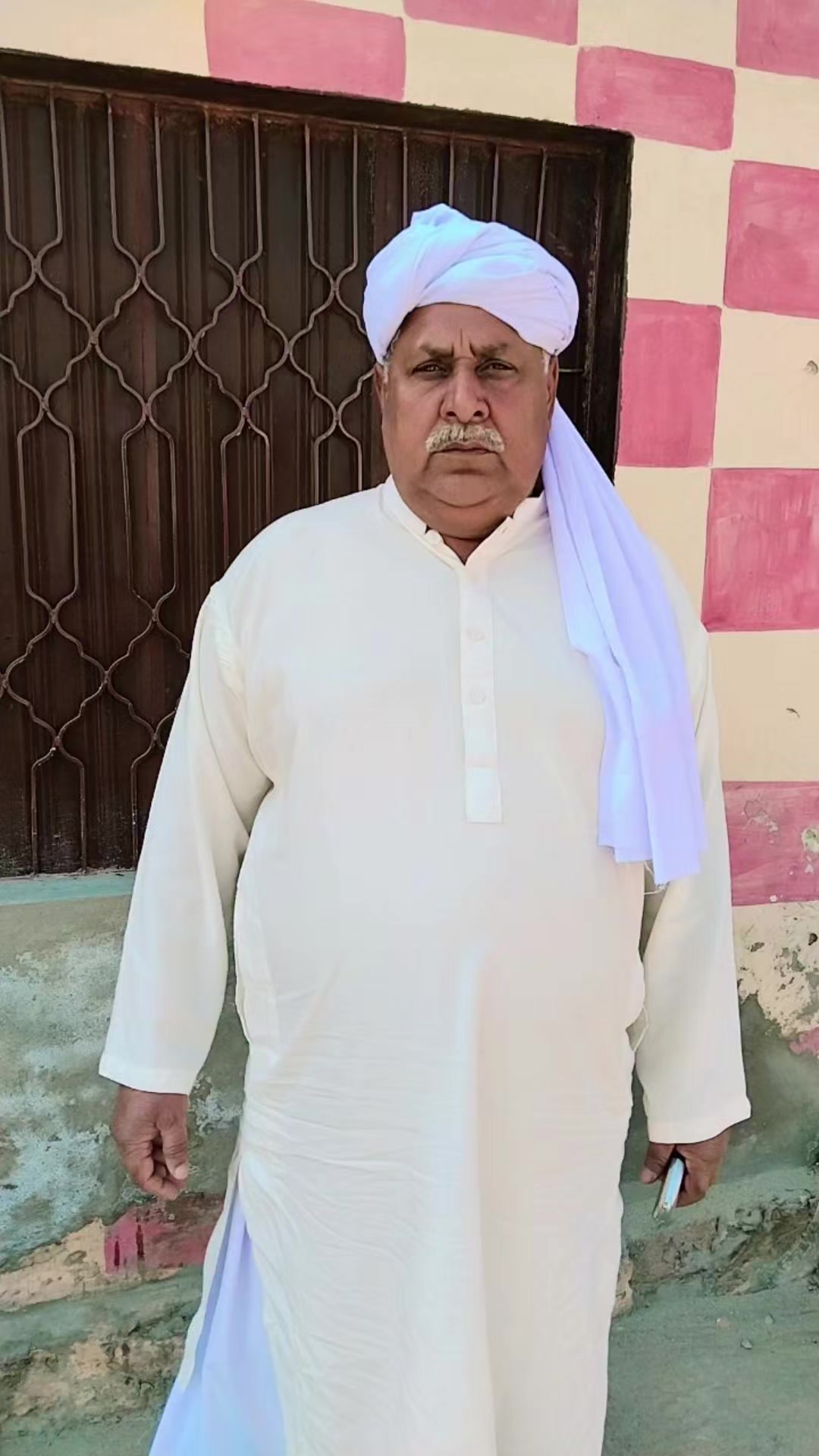 @𝒁𝒂𝒊𝒃 𝑴𝒖غ𝒉𝒂𝒍 555