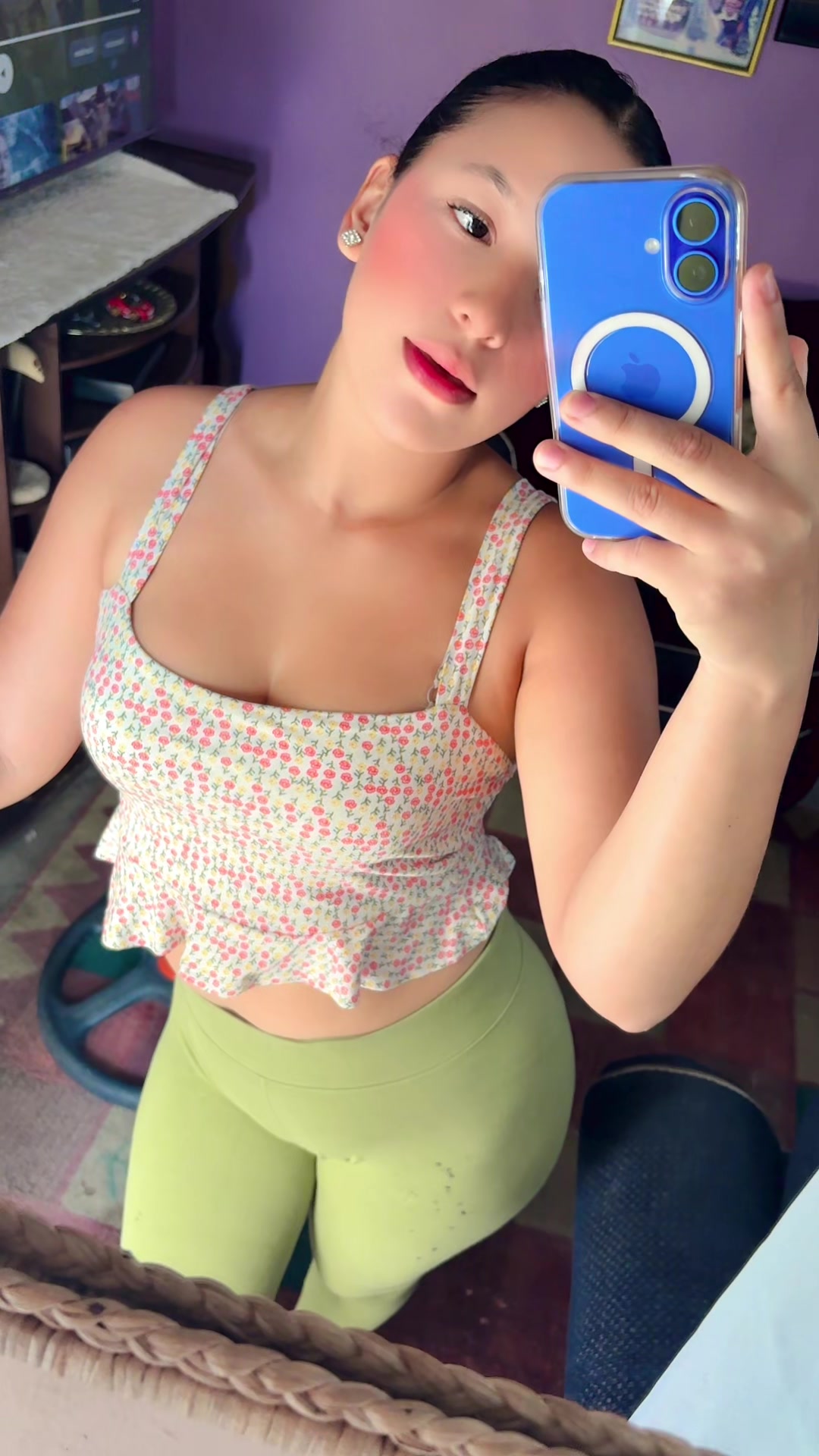 @🎀Mily🌸🍒Flow🎀👑