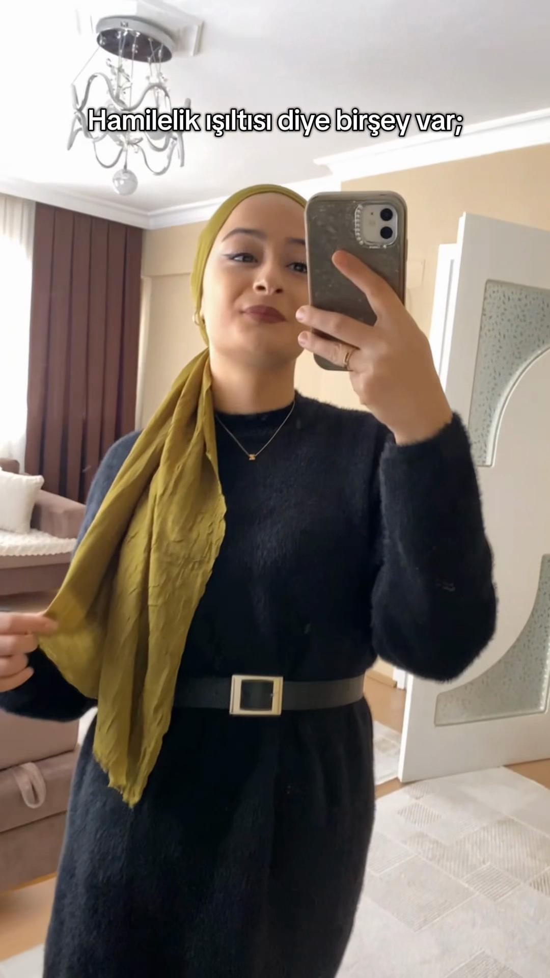 @Z.