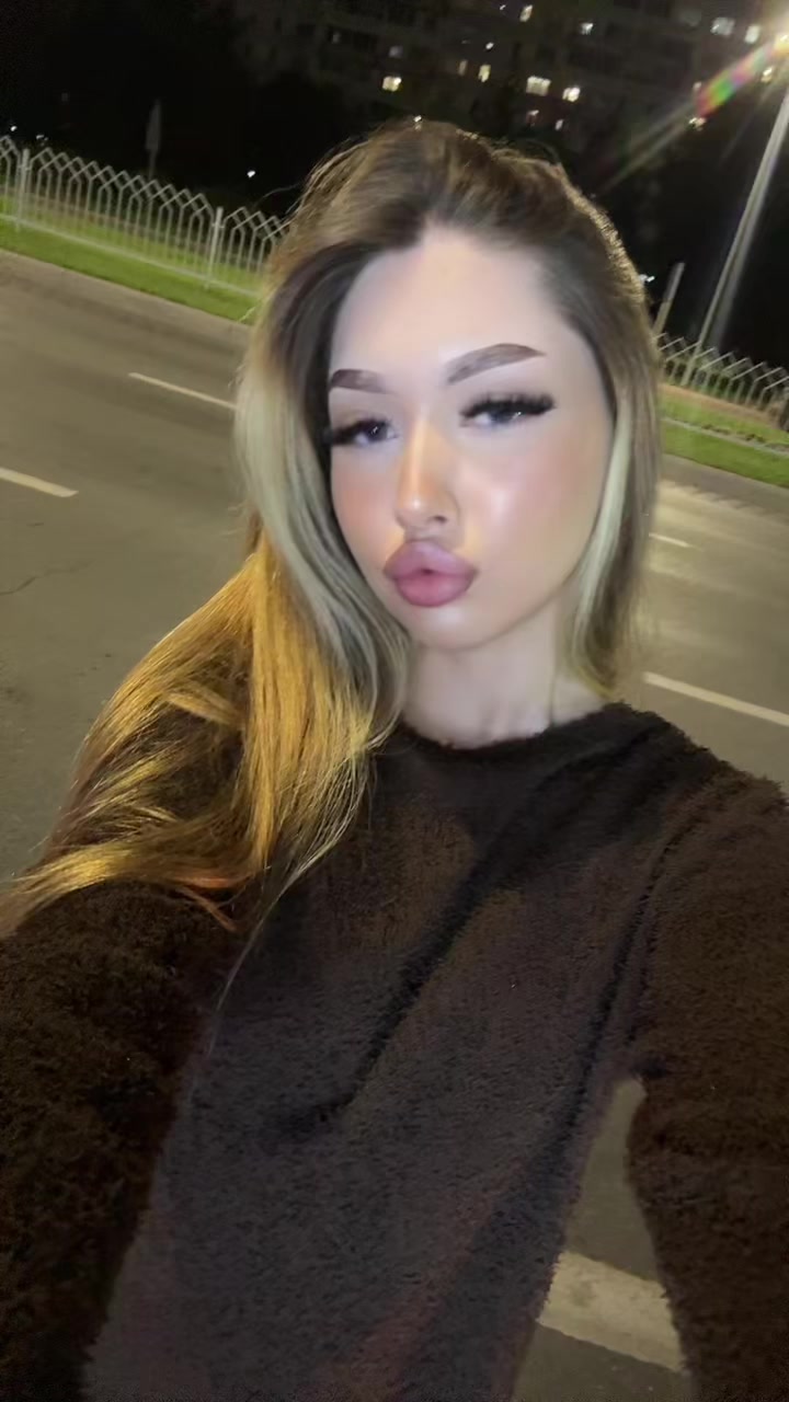 @elvina_27