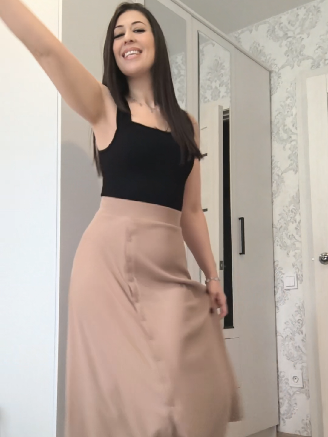 @Мехри