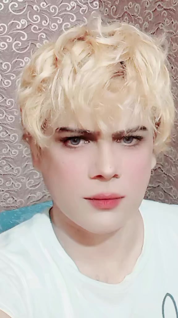 @cute elix🫠