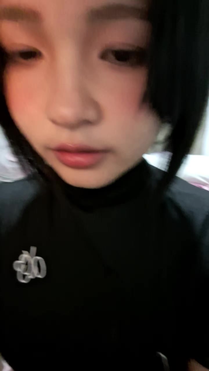 @leedarin