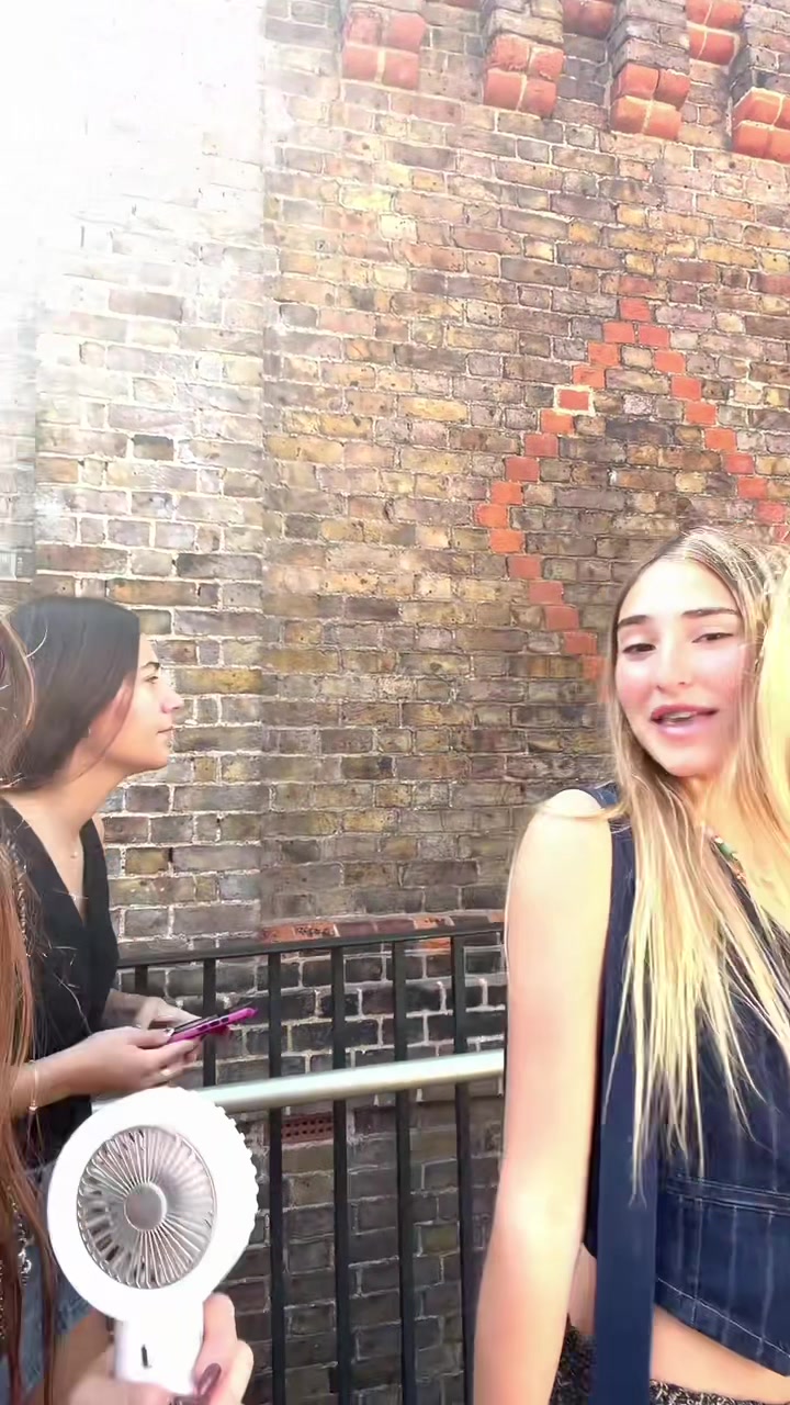 @gina