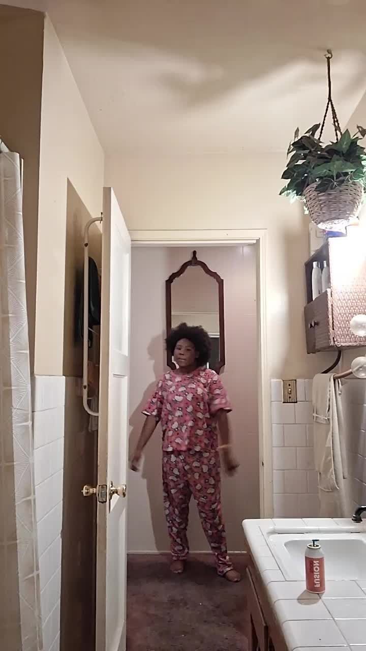 @tairae