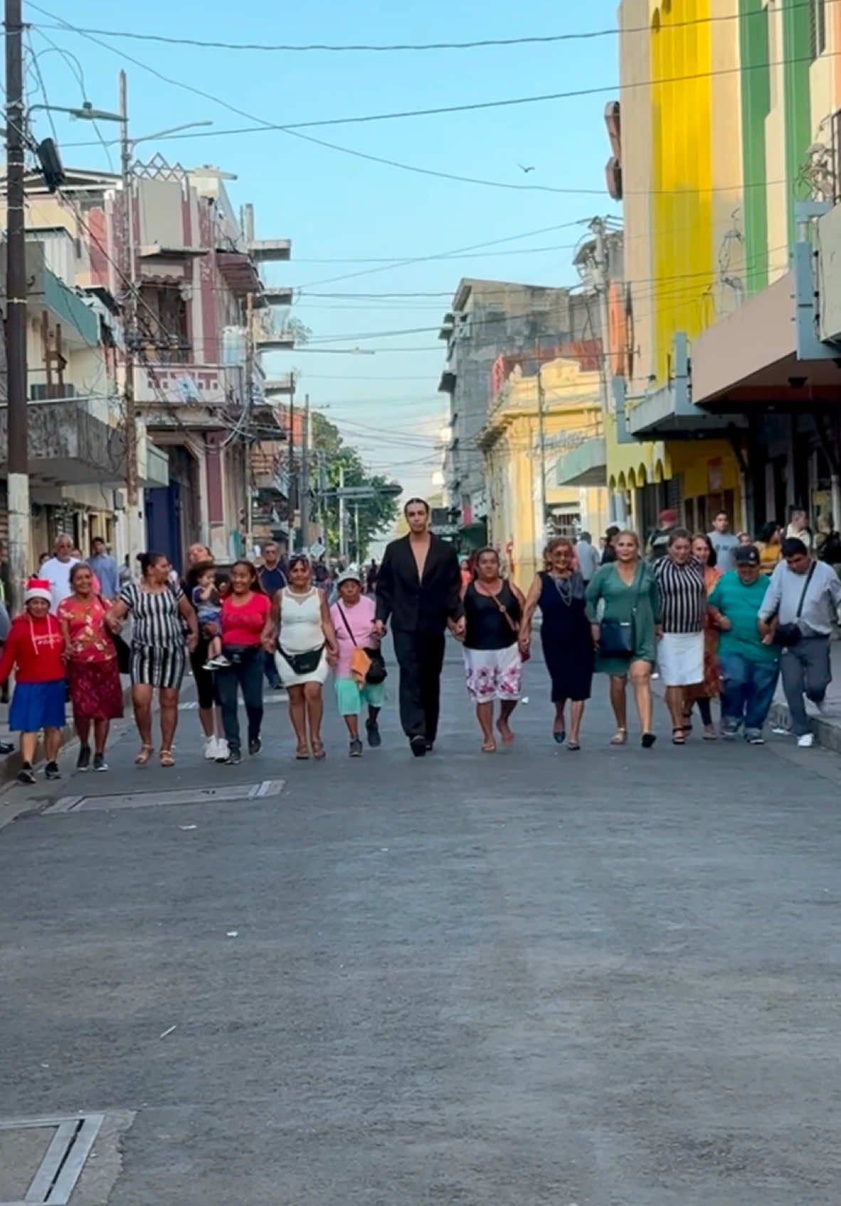 @𝓐𝔁𝓮𝓵𝓲_Model. El Salvador