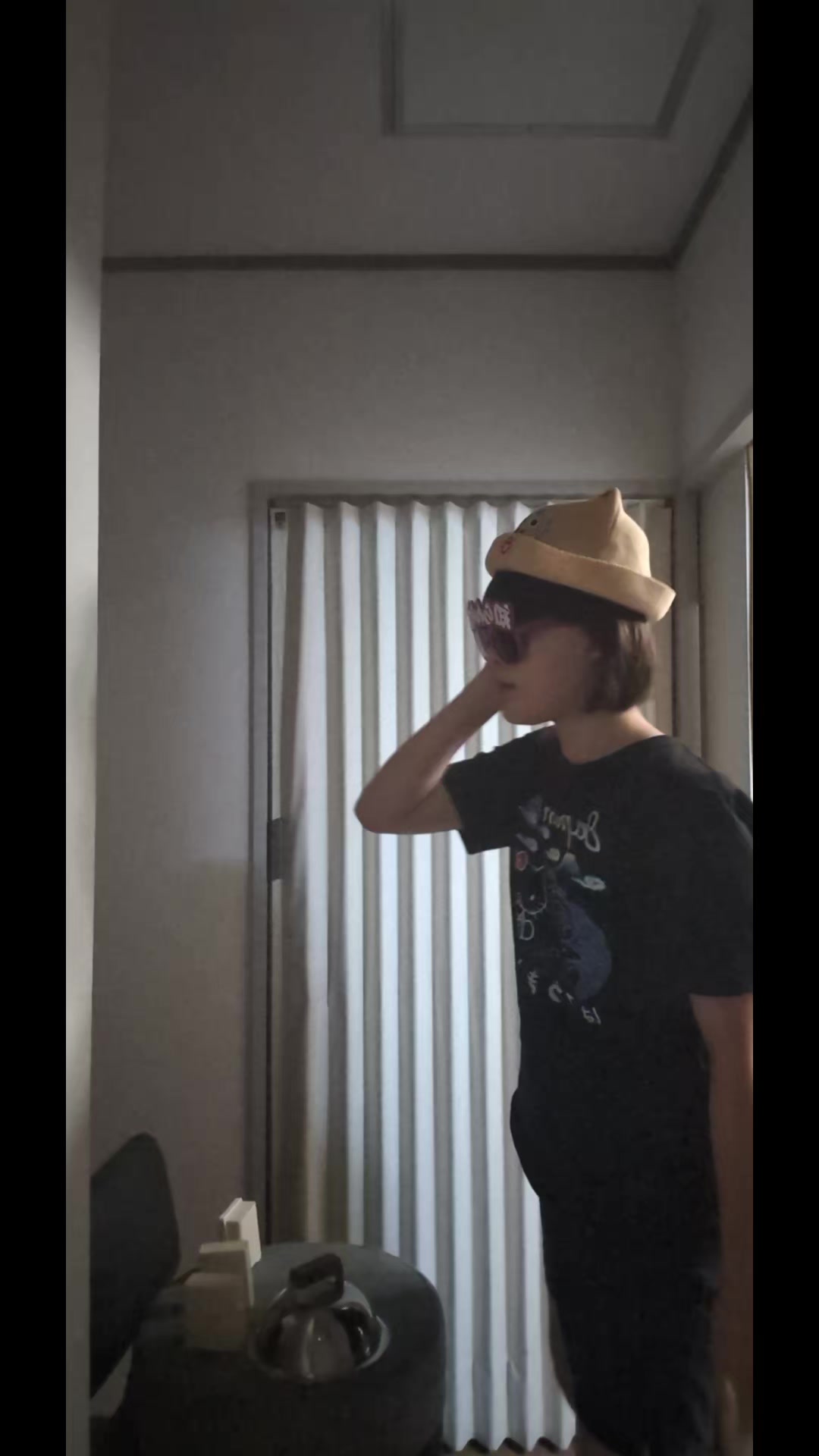 @t