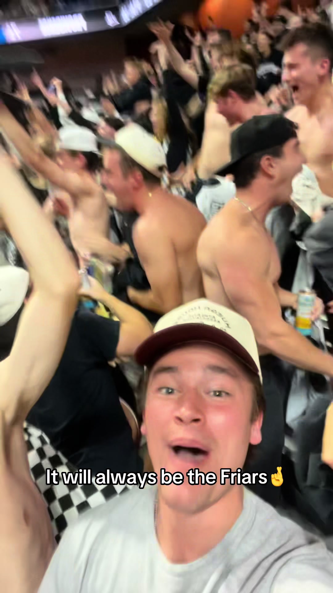 @theinternmason