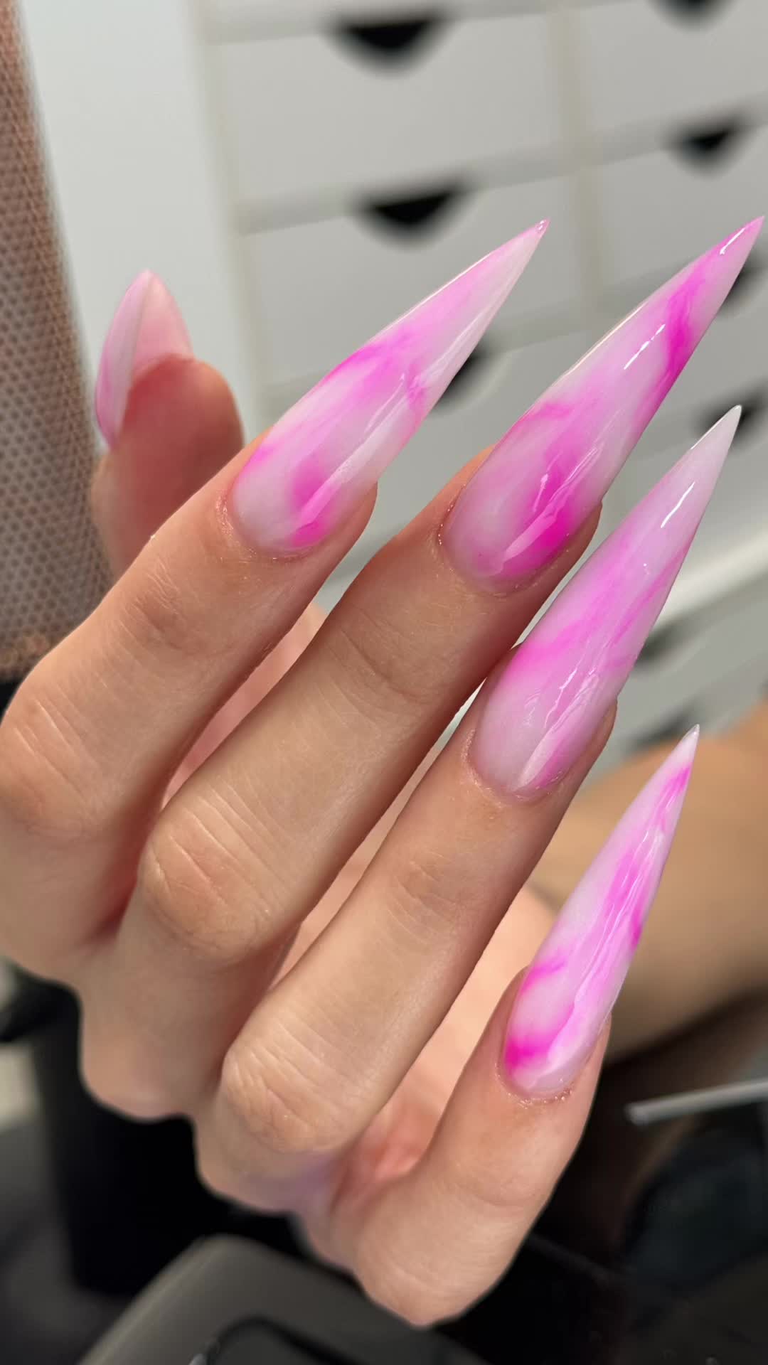 @LeislyNails