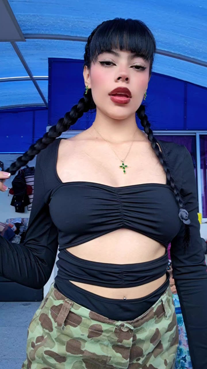 @Mariana<3