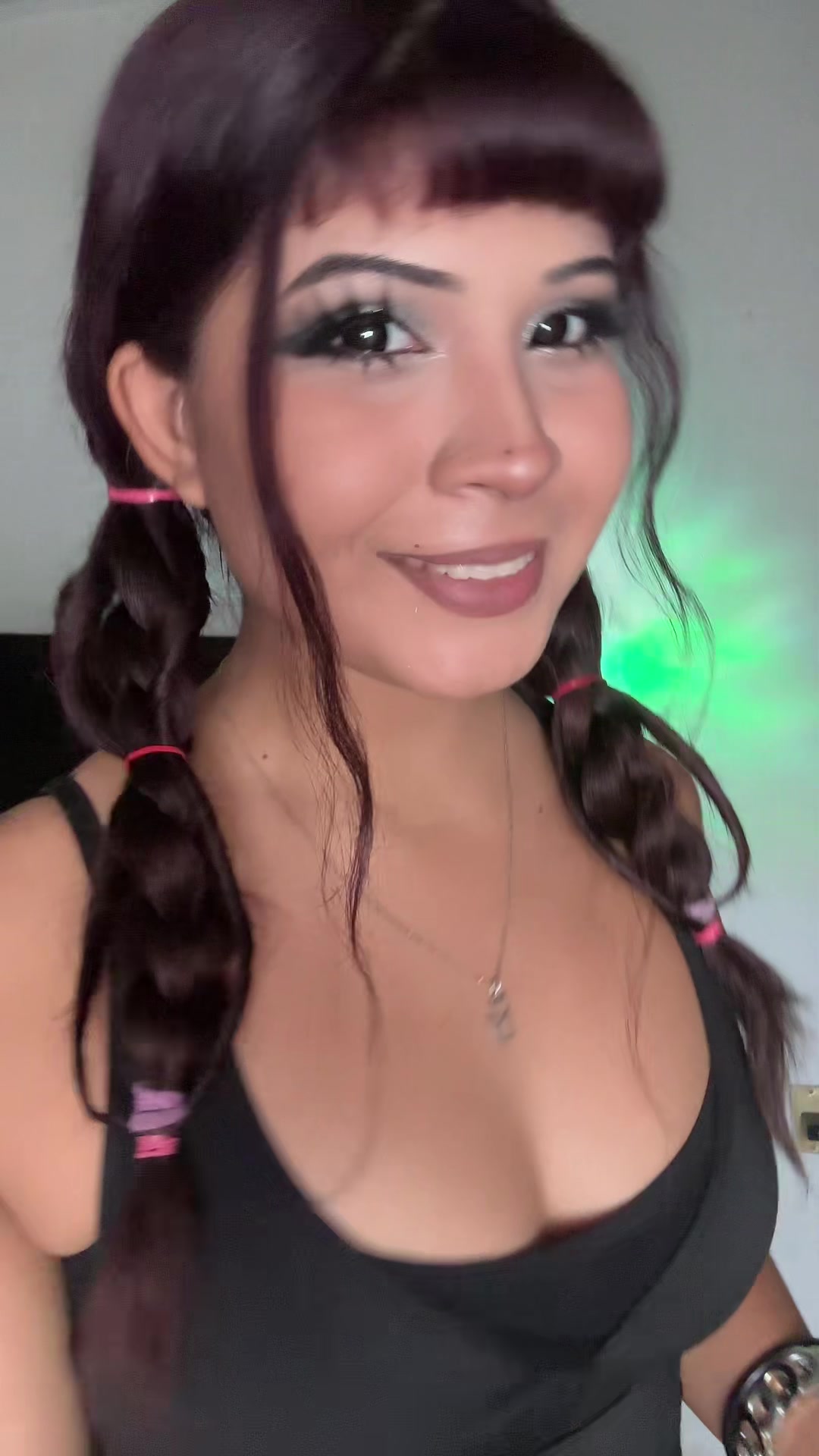 @MicHELLe
