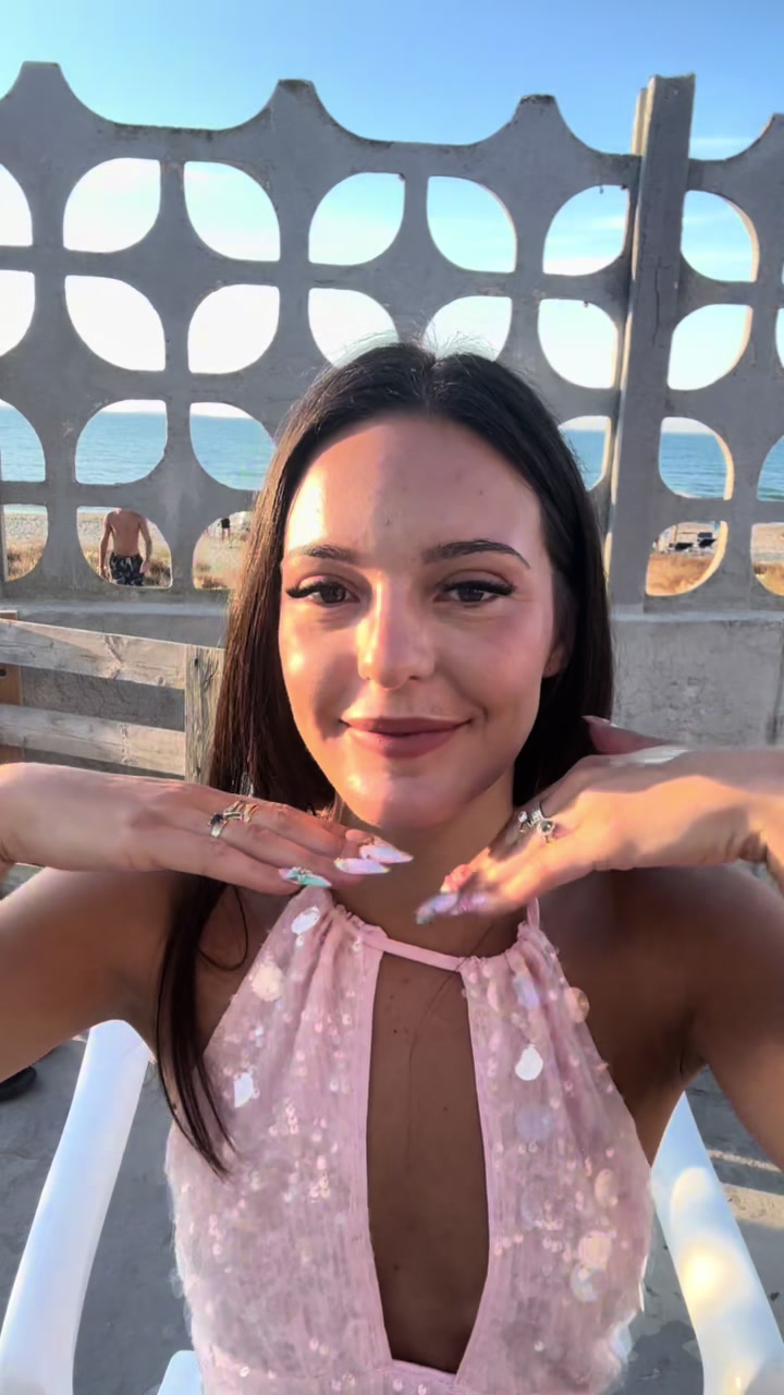 @Anele ✨