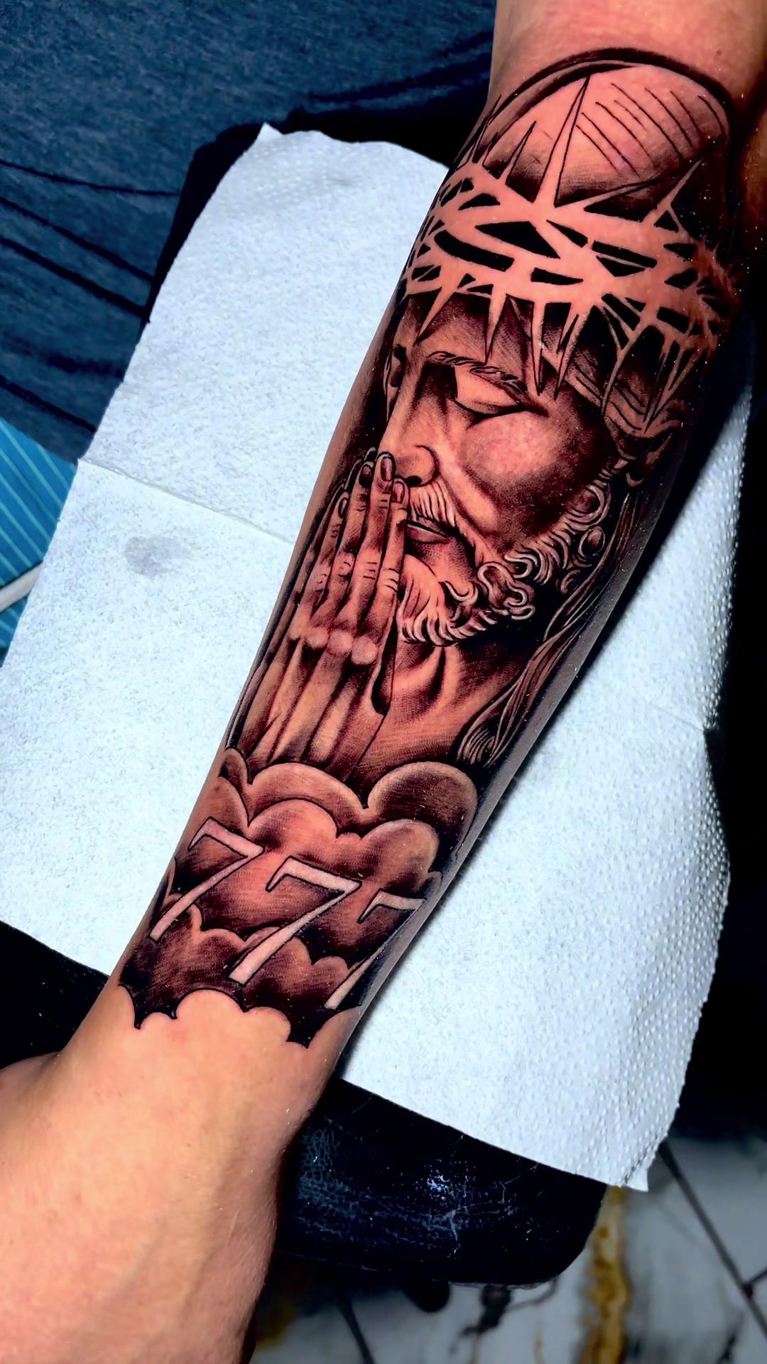@Jona Tattoo