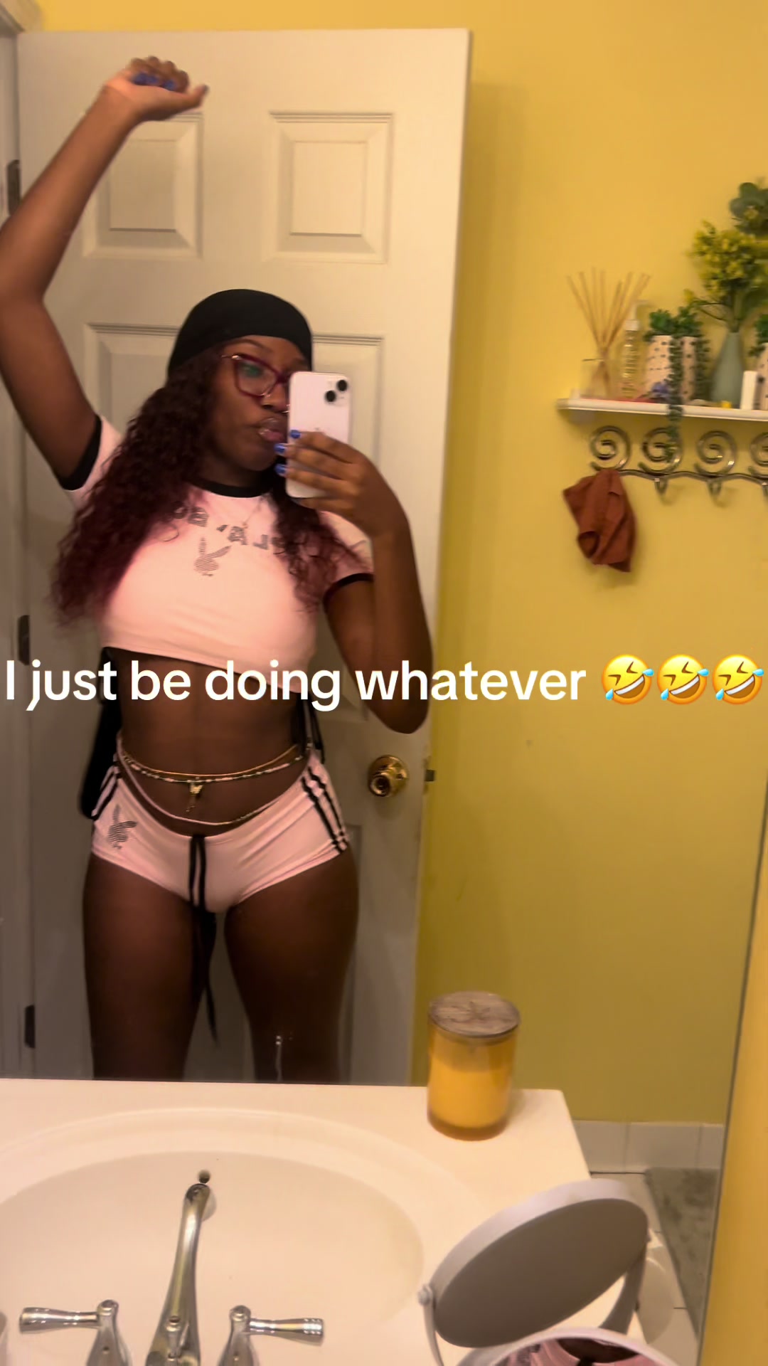 @Thereallvalentina