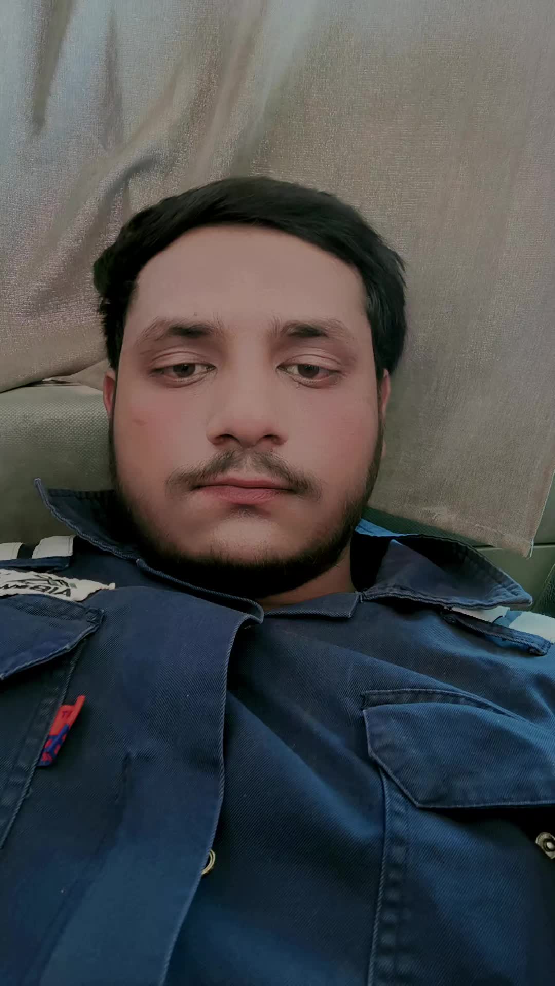 @rajpootヅ,
