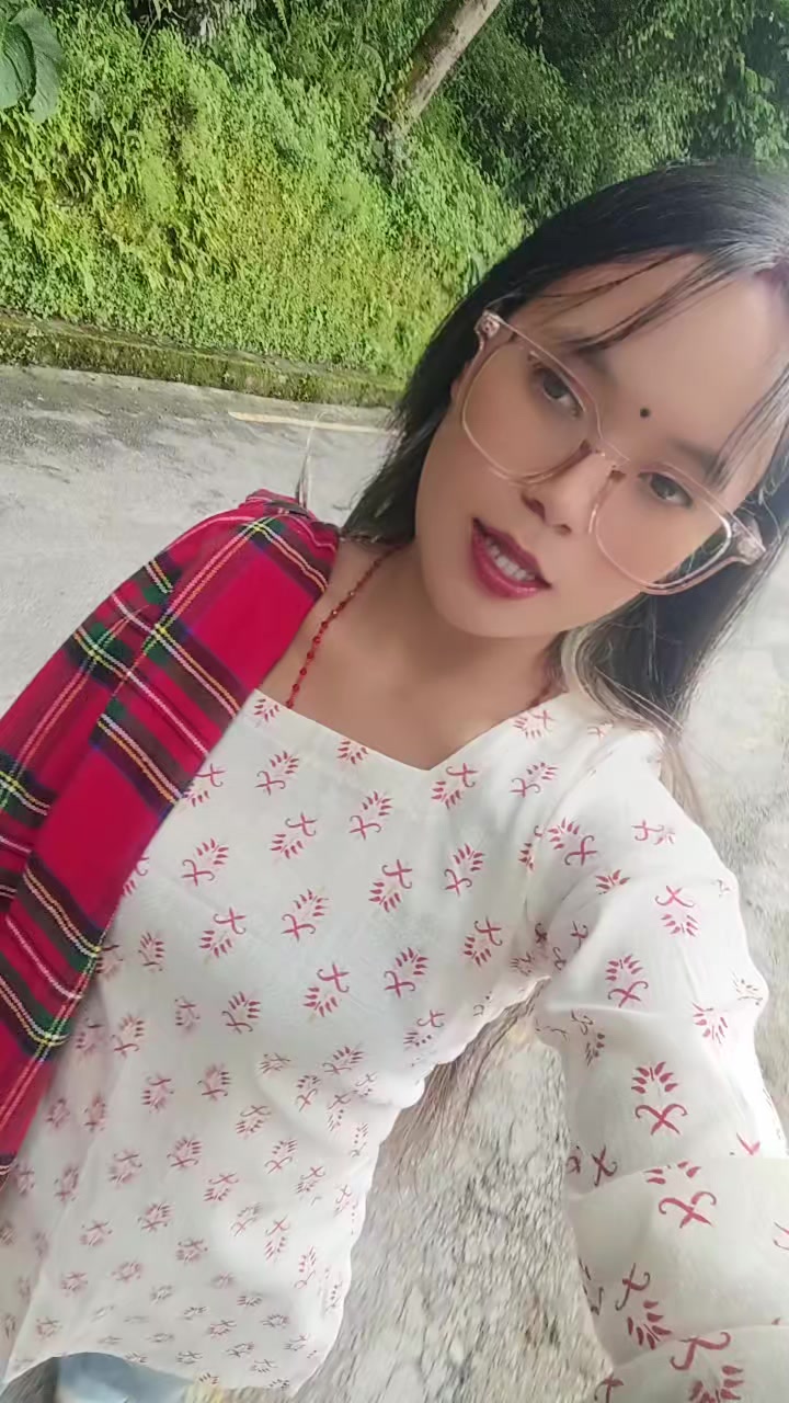 @🌿⃝βAayushma🇳🇵🇮🇶