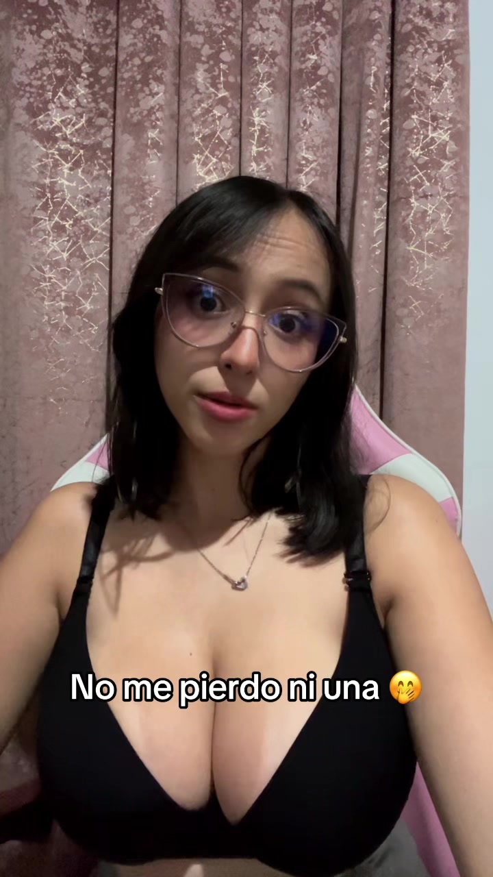@HilaryRhodes