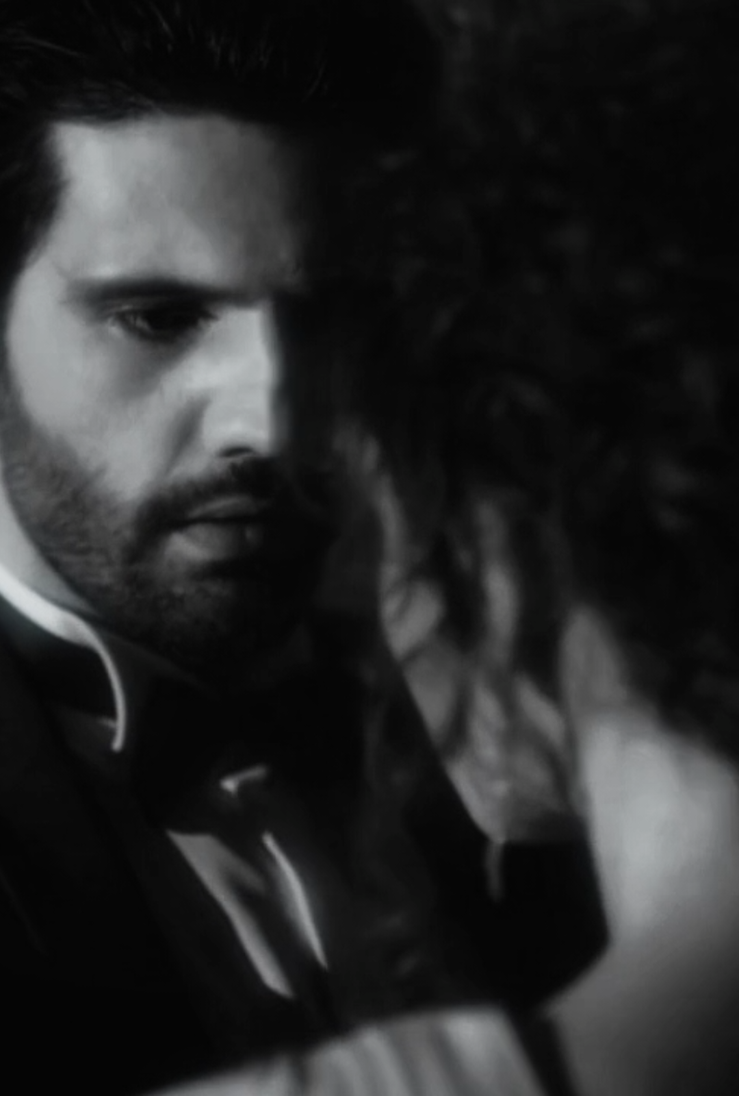 @𝓮