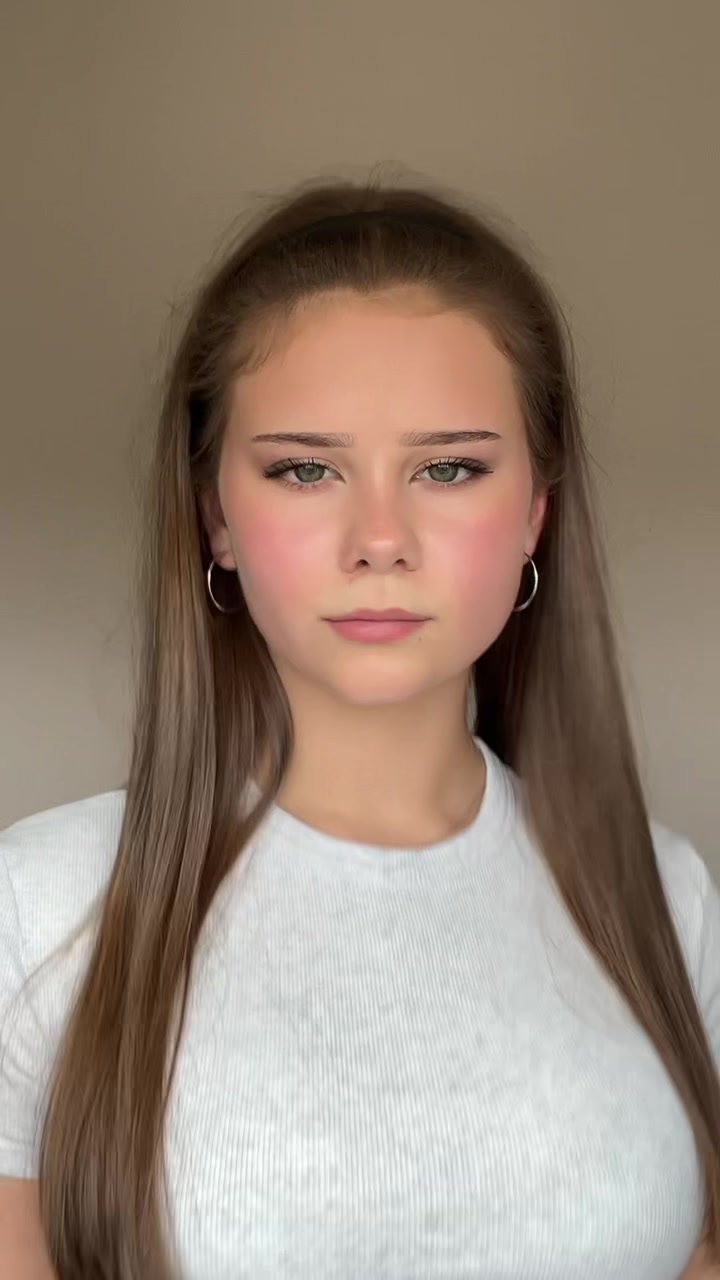 @нинка тут