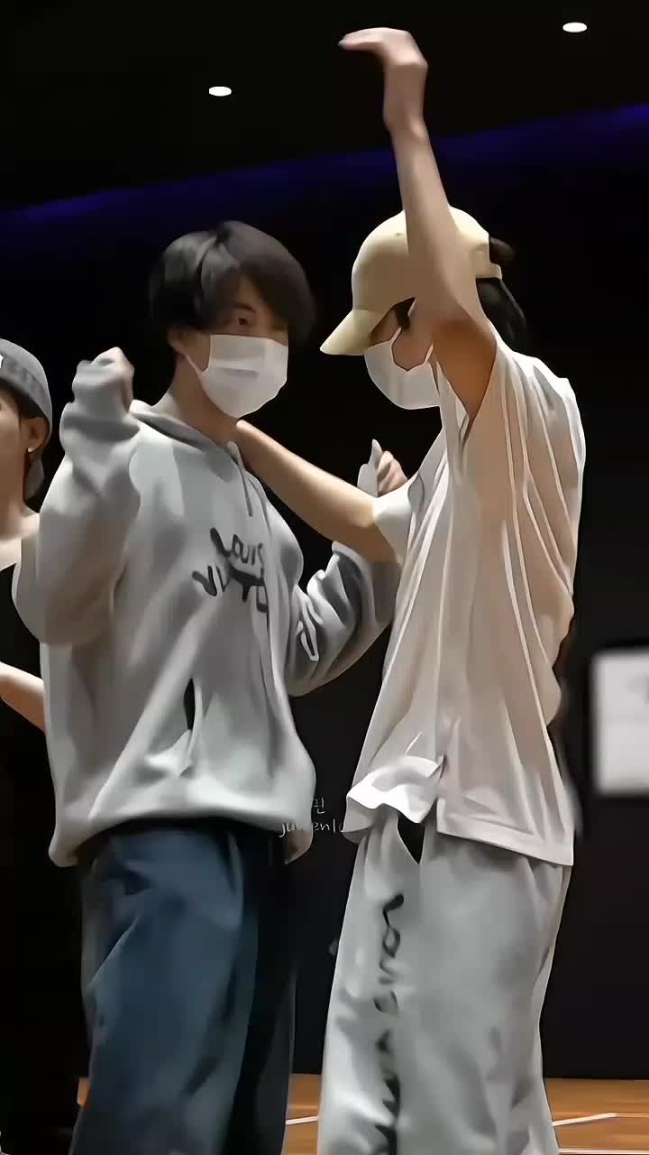@𝐉𝐮𝐰𝐞𝐧 지민