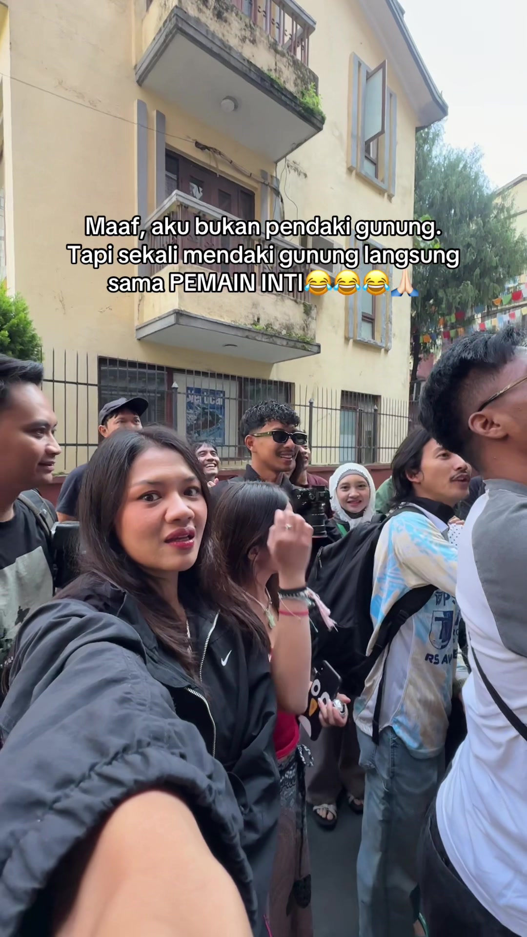 @Betty Augustina