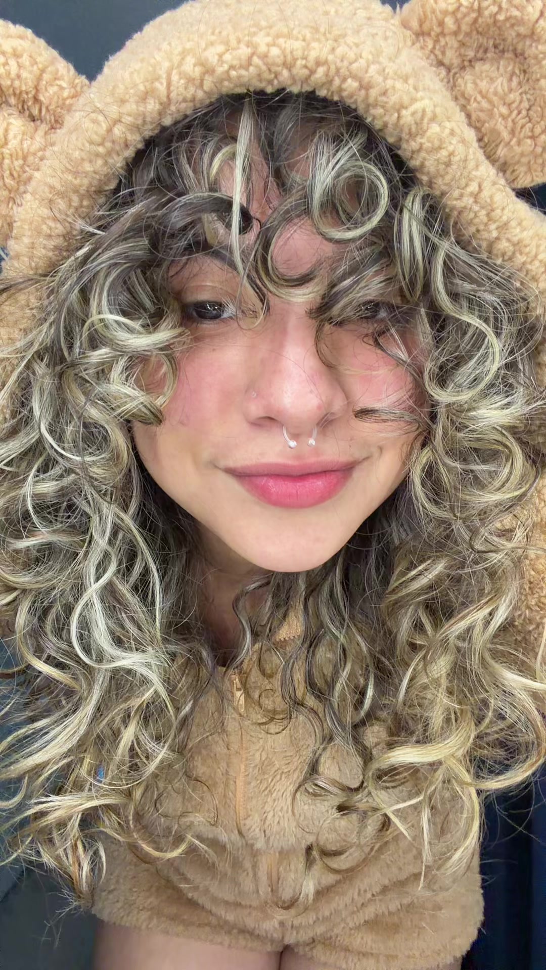 @Adri💫