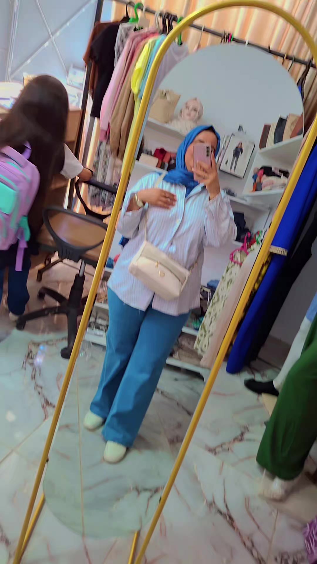 @Mouna Boussouibaa