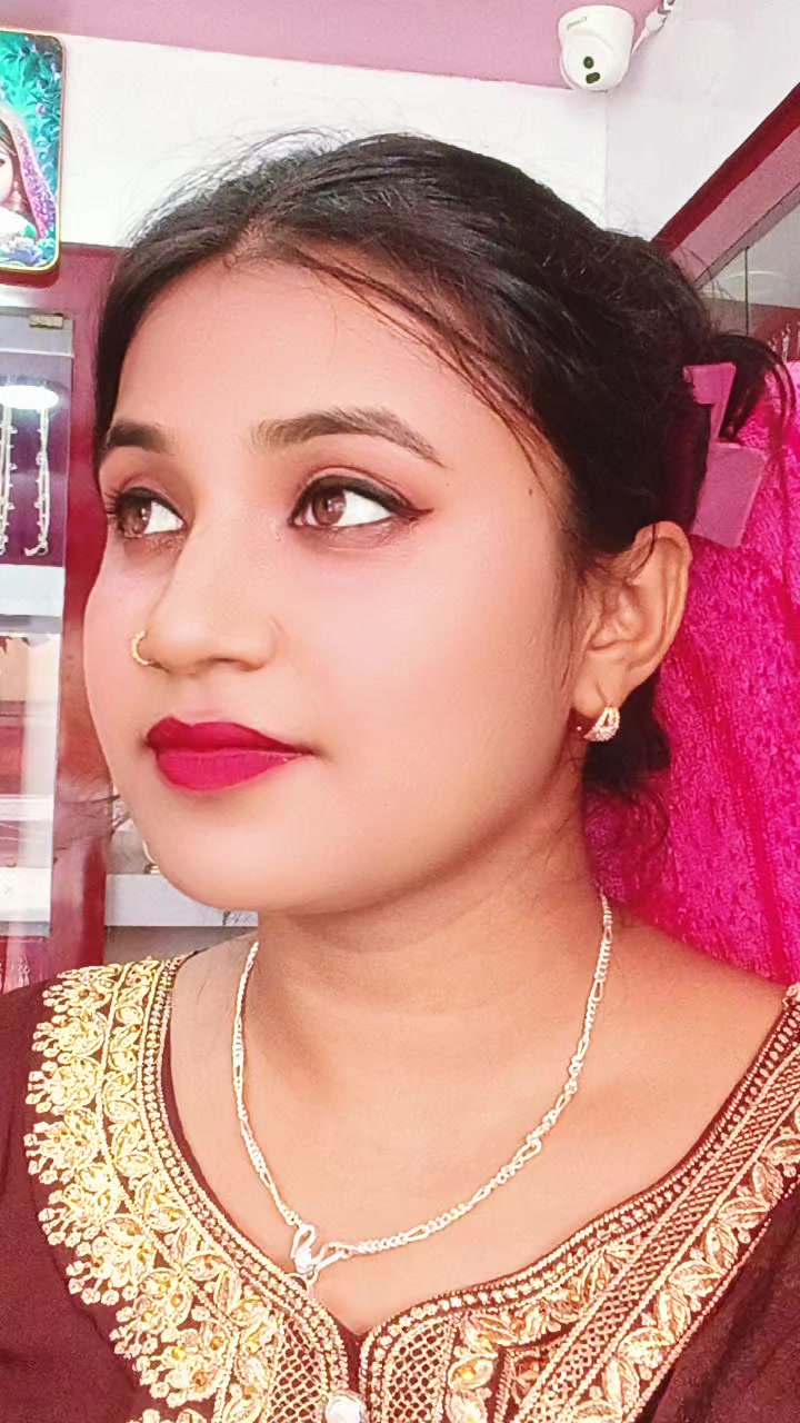@Mrs...swarnakar Girl💫💫💐💐🪻