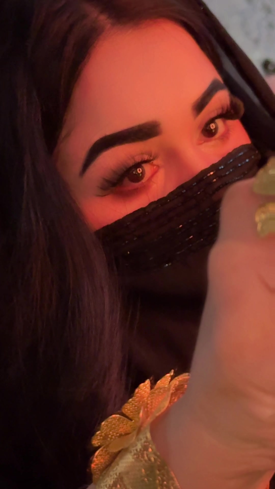 @عائِشہ