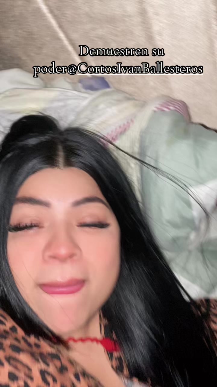 @Elenabrachocambar