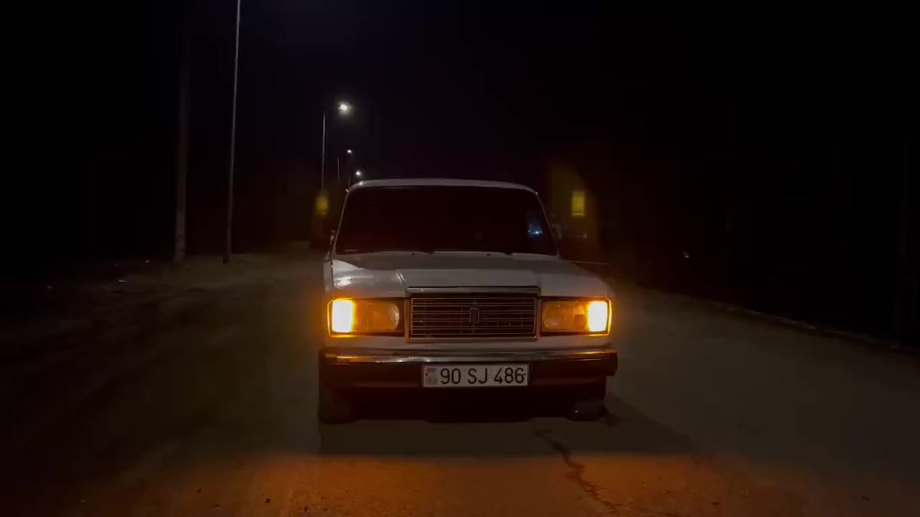 @am1roovv.486