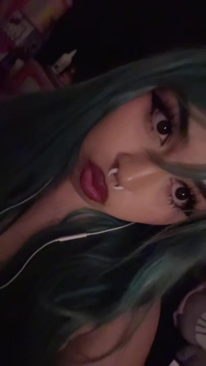 @🧁