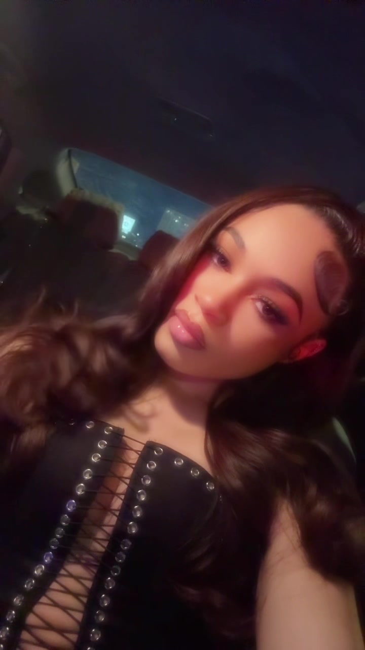 @Nevaeh💗.
