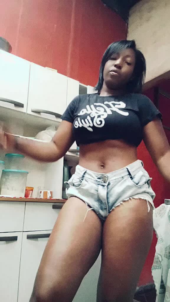@lindamara
