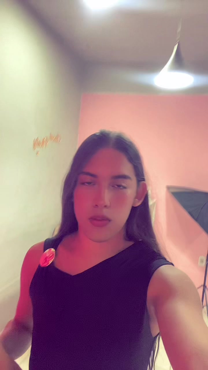 @Thaislla🏳️⚧️
