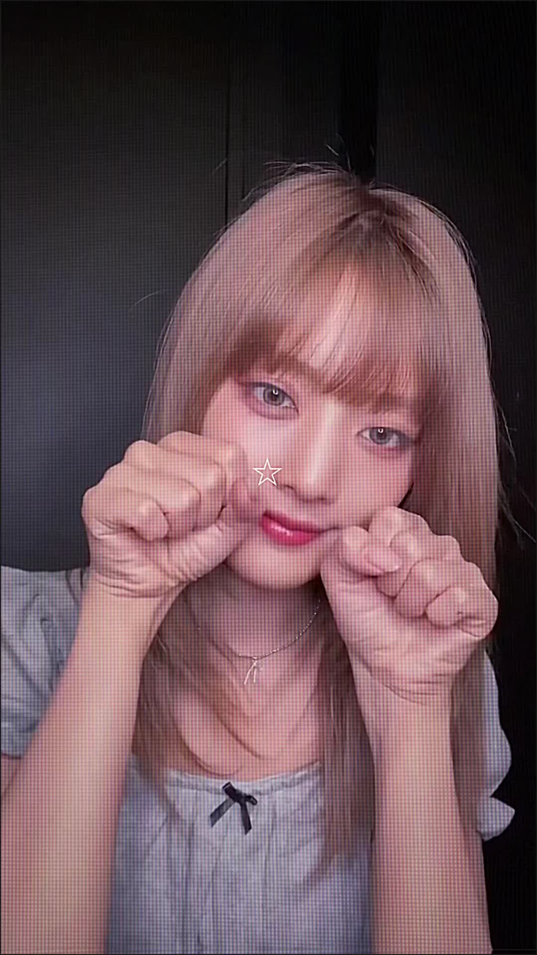 @𝑴.