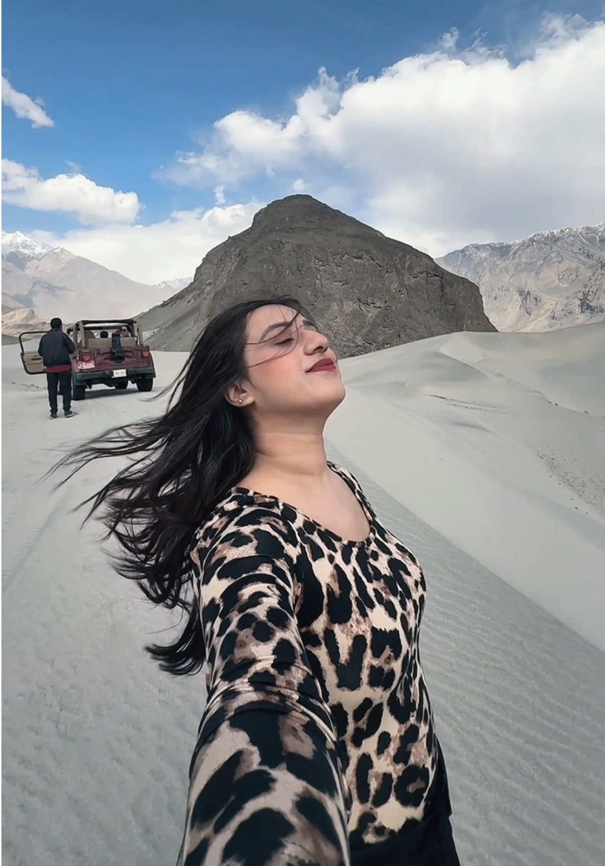 @zoyanoor____