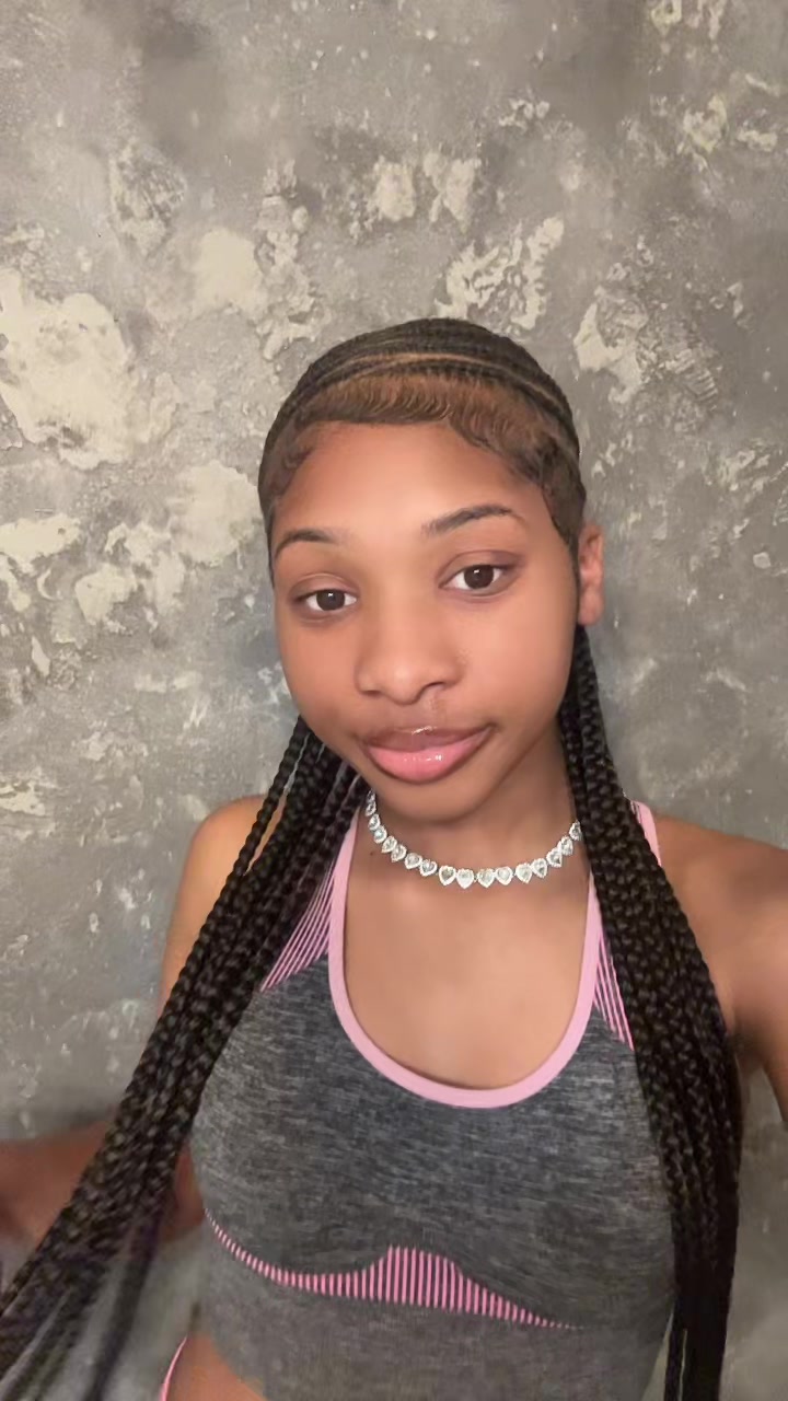 @haileycamliya._