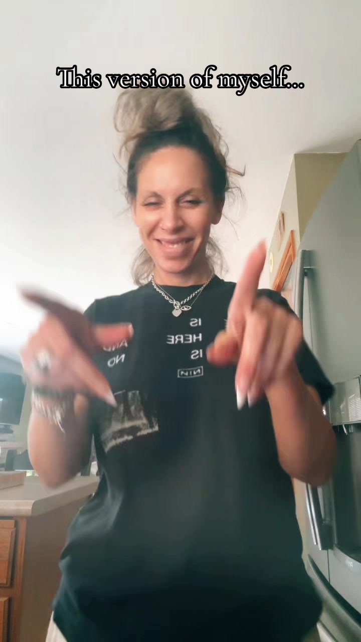 @Icanbeyourkaren