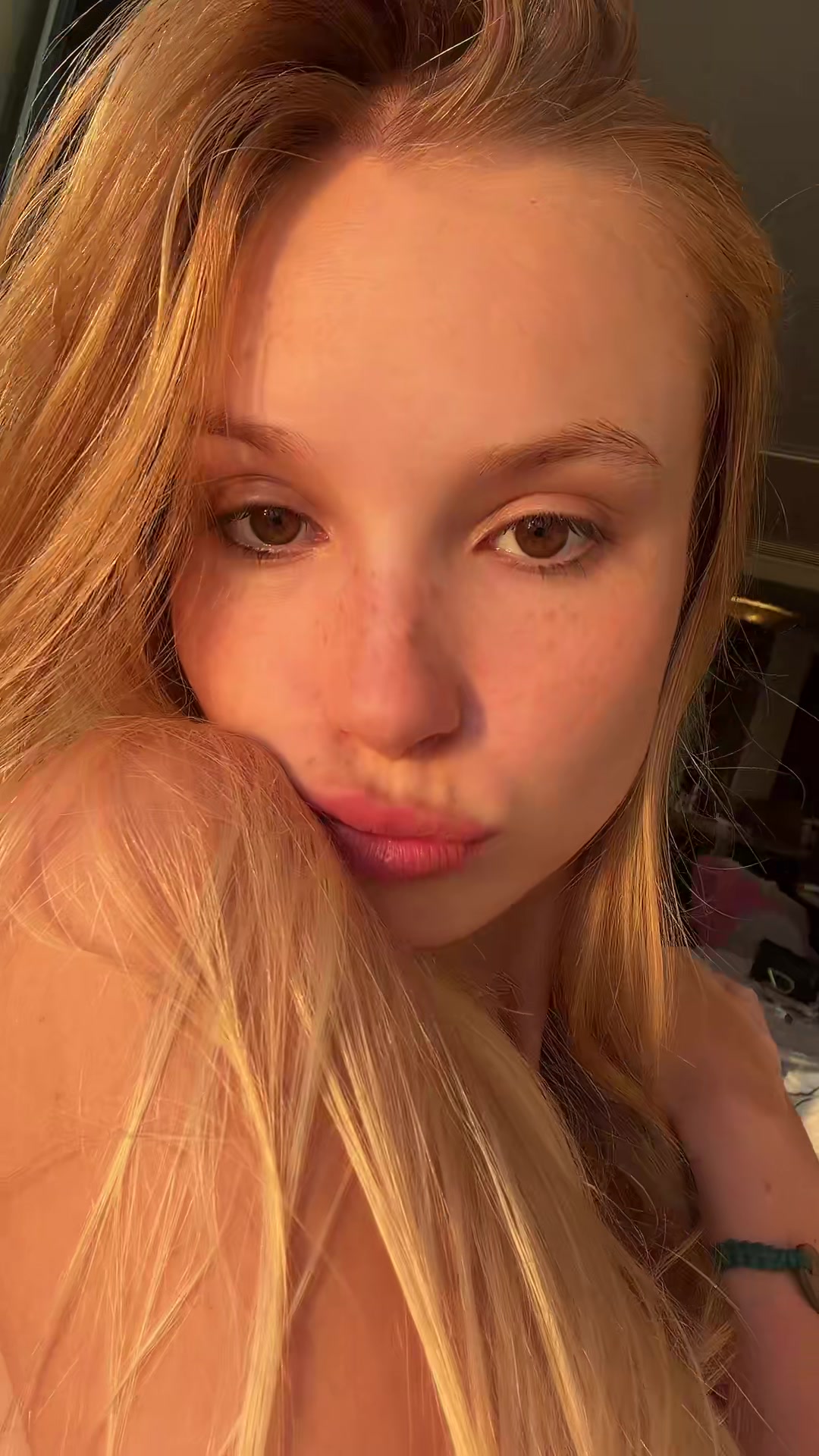 @Alixmorillo