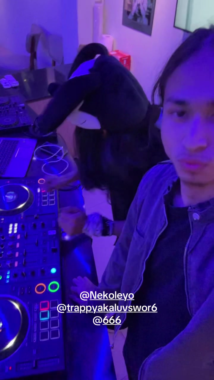 @weloveyoukeshskii
