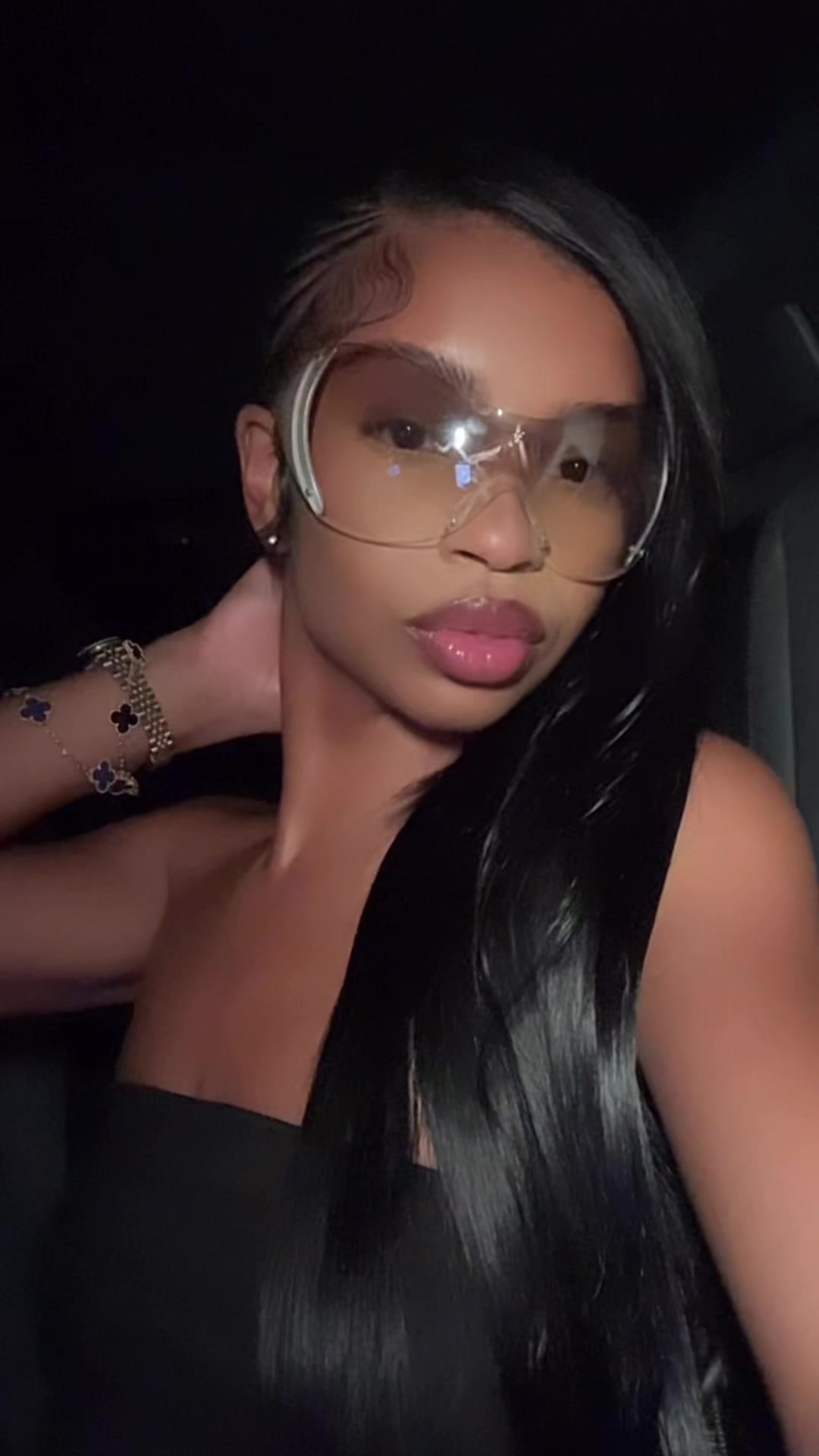 @Blacklatinaa