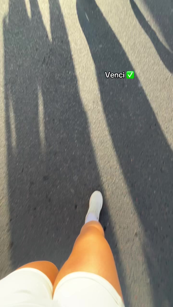 @Dani 🦋💫