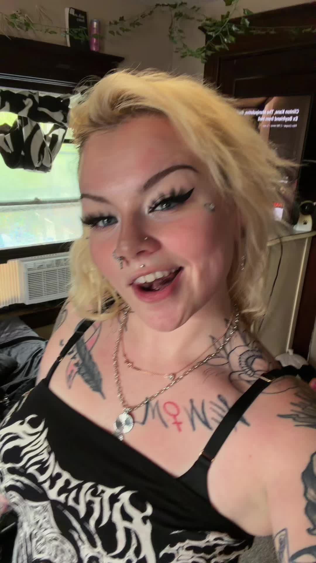 @PinUpBarbie🤍