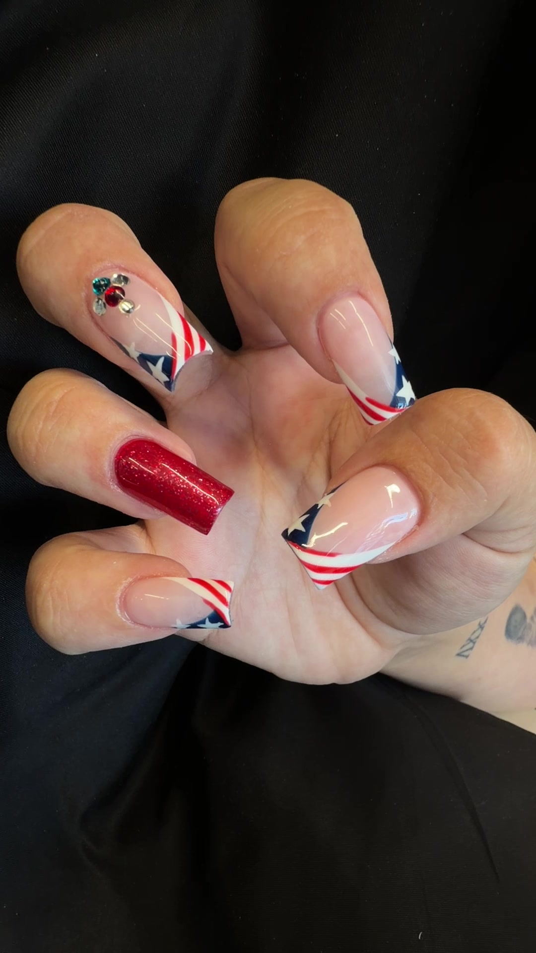 @Perfect10Nailspa
