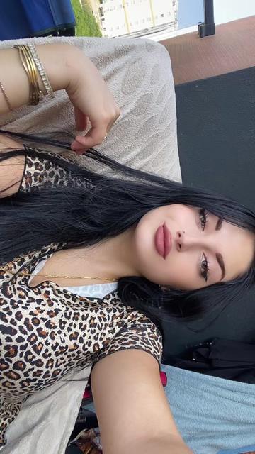 @Burcu yıldız ✨
