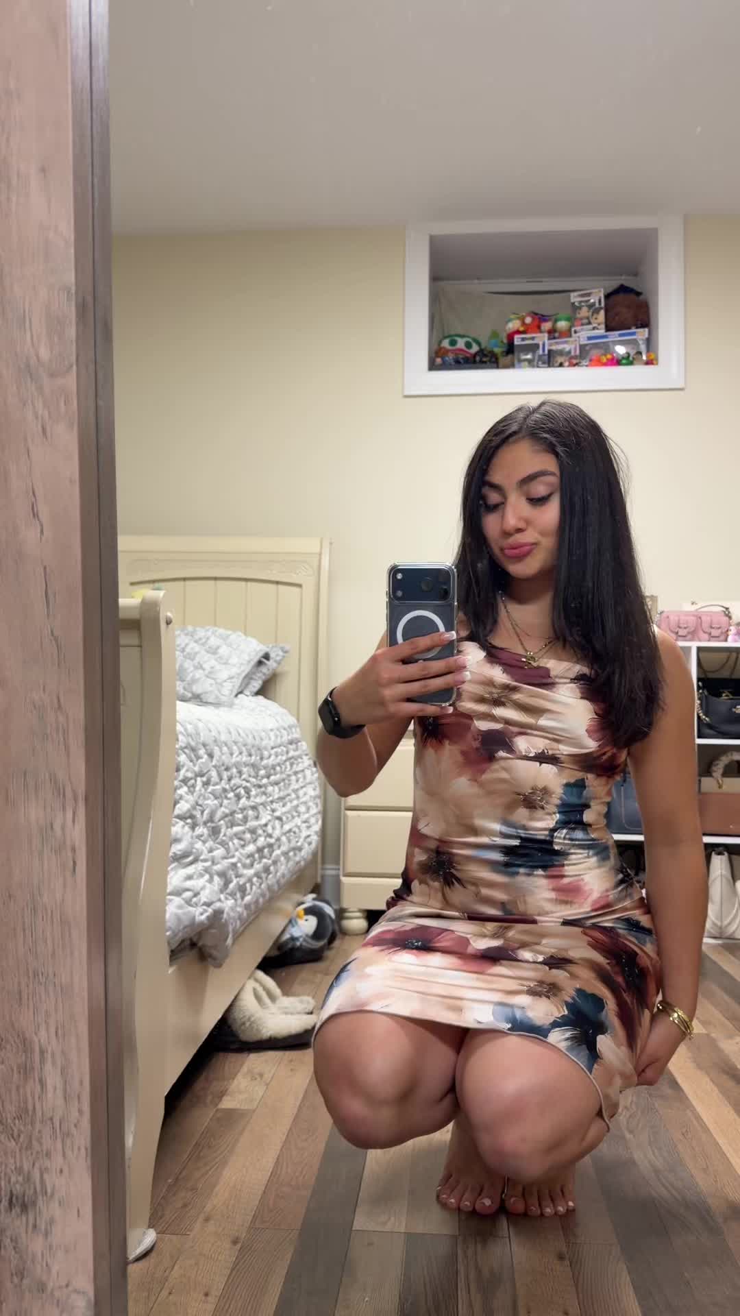 @Helen.