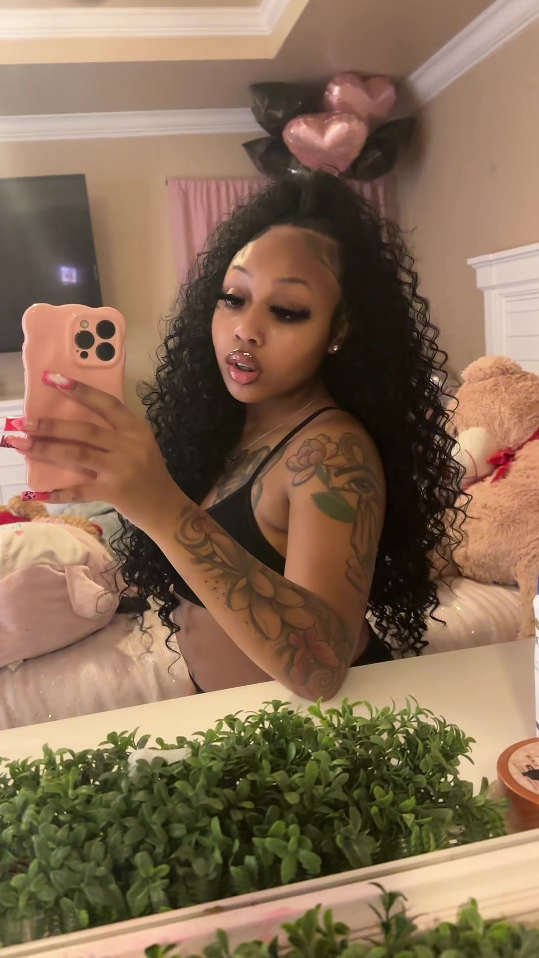 @shaniya janai