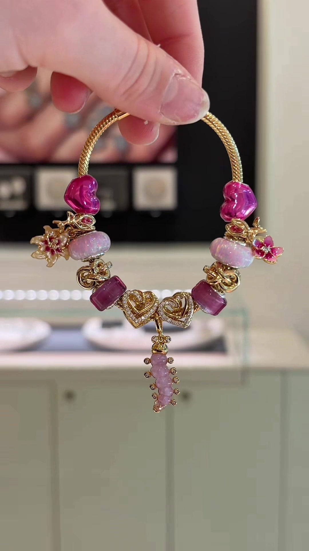@Pandora Mt Gravatt
