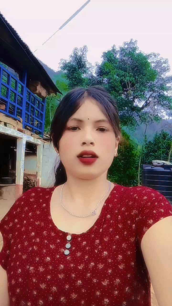 @kopila chhetri 👰👑🌷❤️